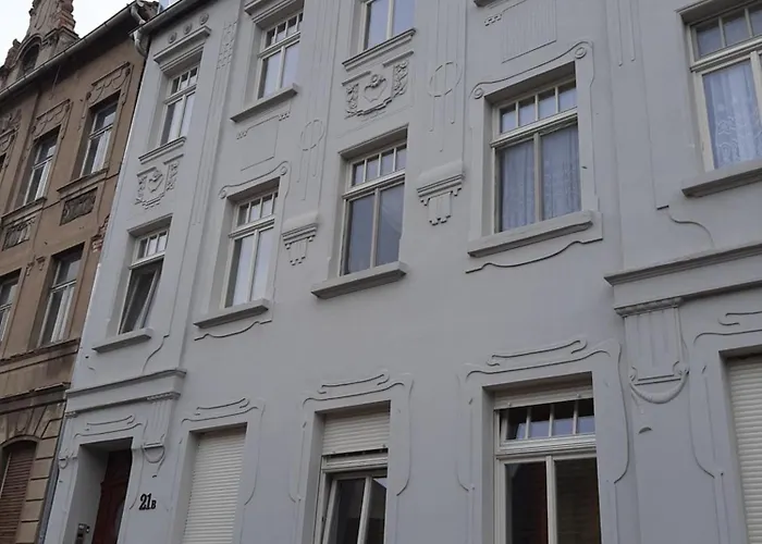 Gemuetliche In Burg *